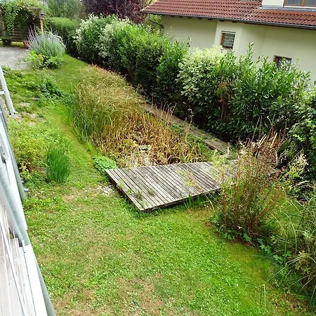 Apartmán Fewo Am Weinberg